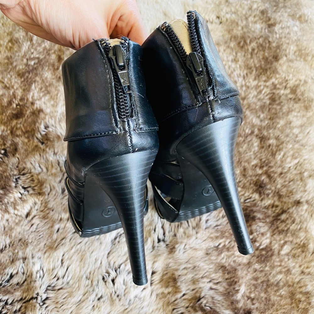 Mossimo x Target Booties Sz 7 - Picture 4 of 7